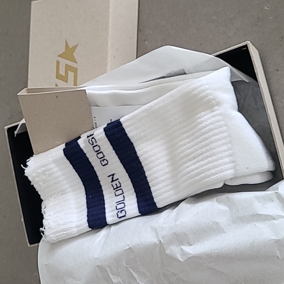 NWT Golden Goose Cotton socks with distressed finishes, blue stripes and logo - Picture 3 of 4